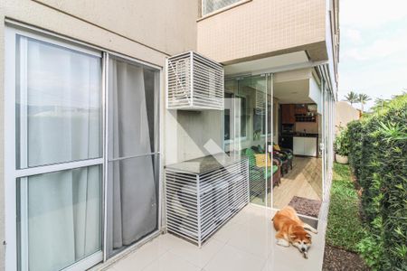 Apartamento à venda com 145m², 3 quartos e 2 vagas Apartamento à venda com 145m², 3 quartos e 2 vagasVaranda