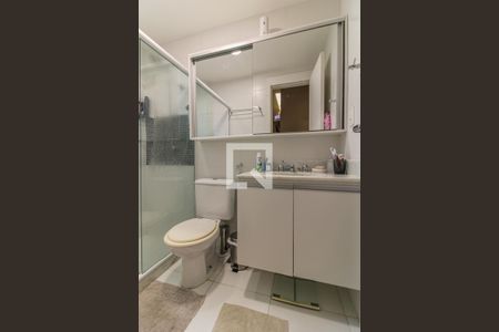 Apartamento à venda com 145m², 3 quartos e 2 vagas Apartamento à venda com 145m², 3 quartos e 2 vagasSuíte - Banheiro