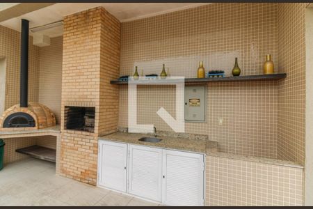 Apartamento à venda com 145m², 3 quartos e 2 vagas Apartamento à venda com 145m², 3 quartos e 2 vagasÁrea comum - Churrasqueira
