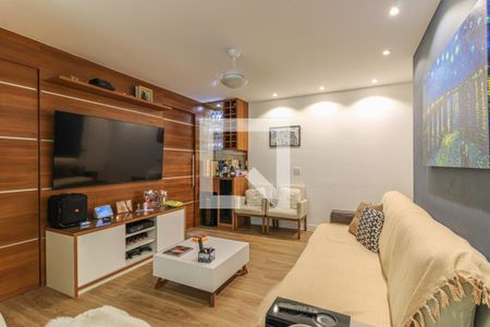 Apartamento à venda com 145m², 3 quartos e 2 vagas Apartamento à venda com 145m², 3 quartos e 2 vagasSala