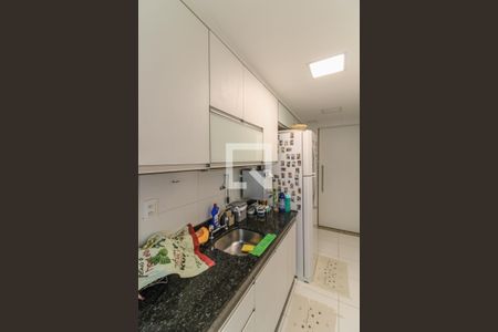 Apartamento à venda com 145m², 3 quartos e 2 vagas Apartamento à venda com 145m², 3 quartos e 2 vagasCozinha e Área de Serviço