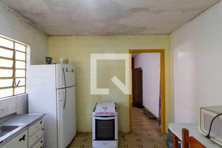 Casa à venda com 225m², 4 quartos e 2 vagasCasa 2 - Cozinha  