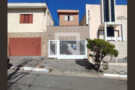 Casa à venda com 225m², 4 quartos e 2 vagasFachada