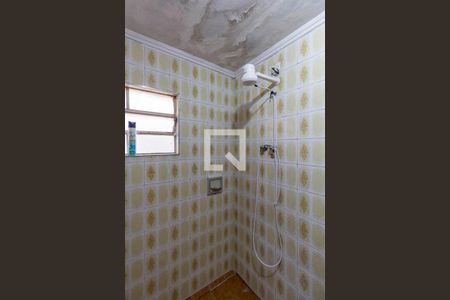 Casa à venda com 225m², 4 quartos e 2 vagasCasa 1 - Banheiro 2