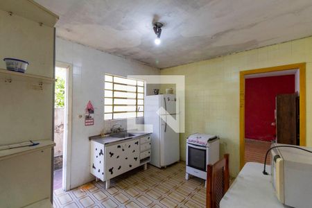 Casa à venda com 225m², 4 quartos e 2 vagasCasa 2 - Cozinha  