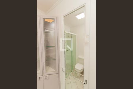 Banheiro 1 de apartamento à venda com 3 quartos, 212m² em Centro, Novo Hamburgo
