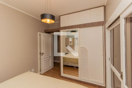 Apartamento à venda com 212m², 3 quartos e 2 vagas Apartamento à venda com 212m², 3 quartos e 2 vagasQuarto 1