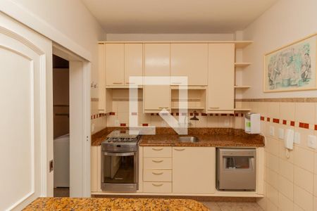 Apartamento à venda com 212m², 3 quartos e 2 vagas Apartamento à venda com 212m², 3 quartos e 2 vagasCozinha