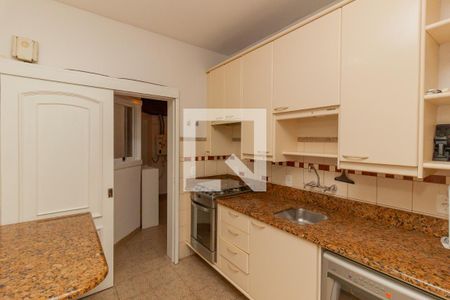 Apartamento à venda com 212m², 3 quartos e 2 vagas Apartamento à venda com 212m², 3 quartos e 2 vagasCozinha