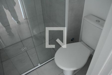 Banheiro de kitnet/studio à venda com 1 quarto, 30m² em Várzea da Barra Funda, São Paulo