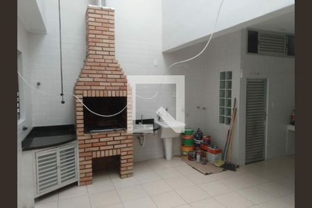 Casa à venda com 167m², 3 quartos e 3 vagas