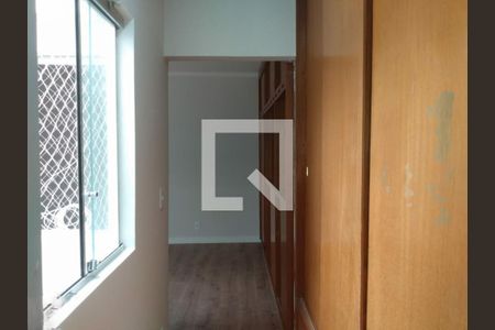 Casa à venda com 167m², 3 quartos e 3 vagas