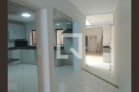 Casa à venda com 167m², 3 quartos e 3 vagas