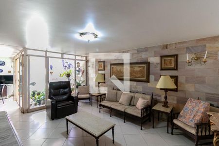 Sala de casa para alugar com 4 quartos, 360m² em Álvaro Camargos, Belo Horizonte
