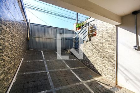Casa à venda com 223m², 3 quartos e 4 vagasGaragem