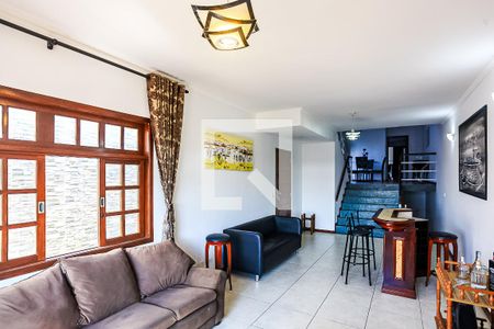 Sala de casa à venda com 3 quartos, 223m² em Vila Sônia, São Paulo