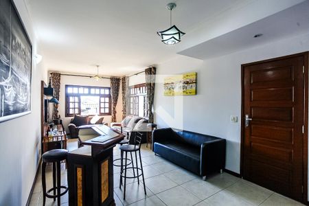 Sala de casa à venda com 3 quartos, 223m² em Vila Sônia, São Paulo