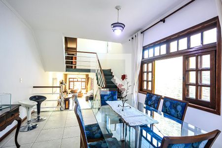 Sala de Jantar de casa à venda com 3 quartos, 223m² em Vila Sônia, São Paulo