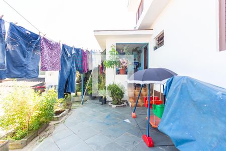 Casa à venda com 300m², 3 quartos e 1 vaga Casa à venda com 300m², 3 quartos e 1 vagaQuintal