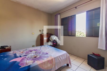 Casa à venda com 300m², 3 quartos e 1 vaga Casa à venda com 300m², 3 quartos e 1 vagaQuarto 4