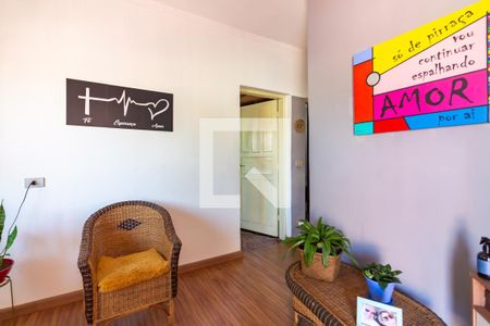 Sala  de casa à venda com 3 quartos, 300m² em Jardim das Flores, Osasco