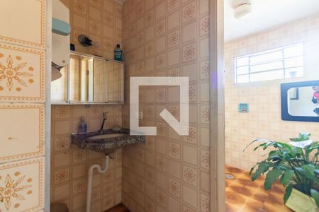 Casa à venda com 300m², 3 quartos e 1 vaga Casa à venda com 300m², 3 quartos e 1 vagaBanheiro 3