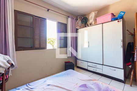 Casa à venda com 300m², 3 quartos e 1 vaga Casa à venda com 300m², 3 quartos e 1 vagaQuarto 4