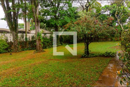 Casa para alugar com 1500m², 3 quartos e 2 vagas Casa para alugar com 1500m², 3 quartos e 2 vagasQuintal
