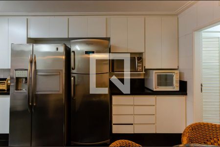 Casa para alugar com 1500m², 3 quartos e 2 vagas Casa para alugar com 1500m², 3 quartos e 2 vagasCozinha