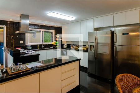 Casa para alugar com 1500m², 3 quartos e 2 vagas Casa para alugar com 1500m², 3 quartos e 2 vagasCozinha