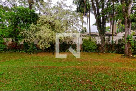 Casa para alugar com 1500m², 3 quartos e 2 vagas Casa para alugar com 1500m², 3 quartos e 2 vagasQuintal