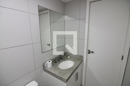 Apartamento à venda com 77m², 2 quartos e 2 vagasBanheiro Social