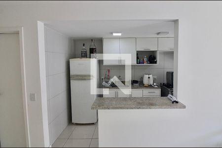 Apartamento à venda com 77m², 2 quartos e 2 vagasCozinha