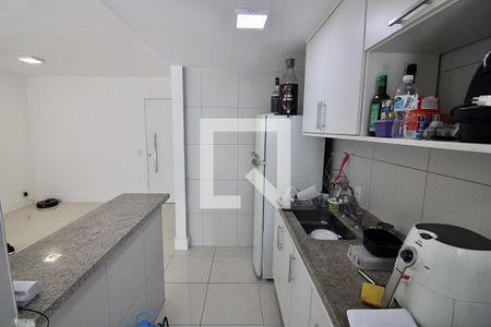 Apartamento à venda com 77m², 2 quartos e 2 vagasCozinha