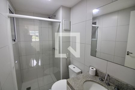 Apartamento à venda com 77m², 2 quartos e 2 vagasBanheiro Social