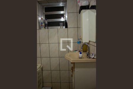Casa à venda com 528m², 6 quartos e 3 vagas Casa à venda com 528m², 6 quartos e 3 vagasBanheiro 4