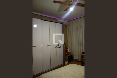 Casa à venda com 528m², 6 quartos e 3 vagas Casa à venda com 528m², 6 quartos e 3 vagasQuarto 2
