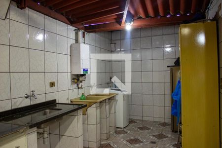 Casa à venda com 528m², 6 quartos e 3 vagas Casa à venda com 528m², 6 quartos e 3 vagasÁrea de Serviço