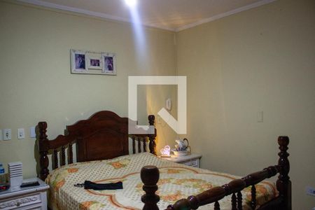 Casa à venda com 528m², 6 quartos e 3 vagas Casa à venda com 528m², 6 quartos e 3 vagasQuarto 3