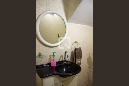 Casa à venda com 528m², 6 quartos e 3 vagas Casa à venda com 528m², 6 quartos e 3 vagasBanheiro 1