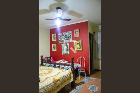 Casa à venda com 528m², 6 quartos e 3 vagas Casa à venda com 528m², 6 quartos e 3 vagasQuarto 3