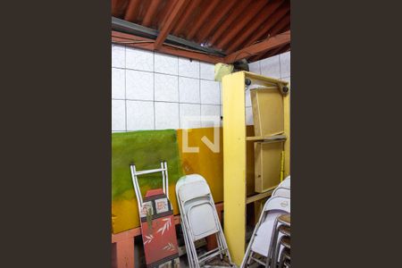 Casa à venda com 528m², 6 quartos e 3 vagas Casa à venda com 528m², 6 quartos e 3 vagasQuarto de Serviço