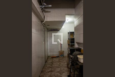 Casa à venda com 528m², 6 quartos e 3 vagas Casa à venda com 528m², 6 quartos e 3 vagasÁrea de Serviço