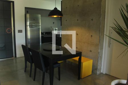 Sala de apartamento à venda com 2 quartos, 70m² em Usina Piratininga, São Paulo