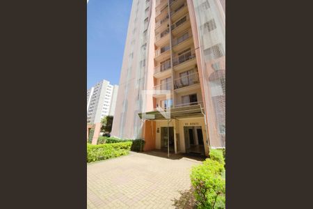 Apartamento à venda com 62m², 3 quartos e 2 vagasFachada do bloco