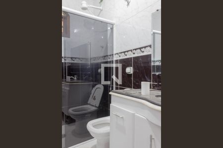 Casa à venda com 255m², 4 quartos e 3 vagasBanheiro da Suíte 1