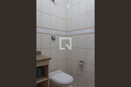 Casa à venda com 255m², 4 quartos e 3 vagasLavabo