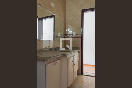 Casa à venda com 255m², 4 quartos e 3 vagasBanheiro