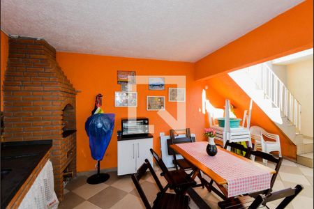 Casa à venda com 127m², 2 quartos e 2 vagas Casa à venda com 127m², 2 quartos e 2 vagasÁrea de Serviço