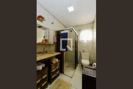 Casa à venda com 127m², 2 quartos e 2 vagas Casa à venda com 127m², 2 quartos e 2 vagasBanheiro Social